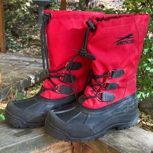 Arctic Cat Women's Red and Black Winter Boots